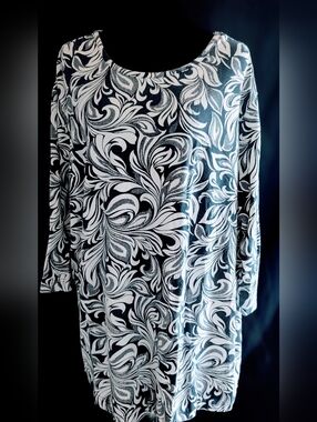 CJ Banks Blue & White Swirl Print Long Sleeve Tunic 3x